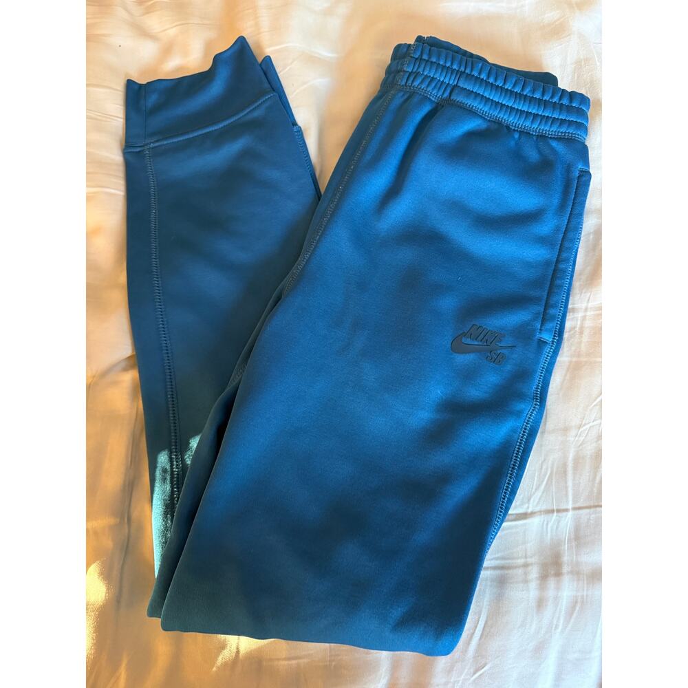Nike blue fleece lines jogger pants size large